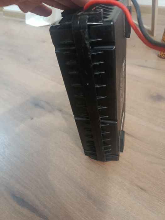 Vând baterie kukiring G 2 !!