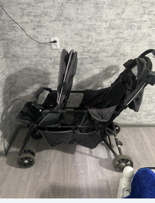 Коляска детская двойная