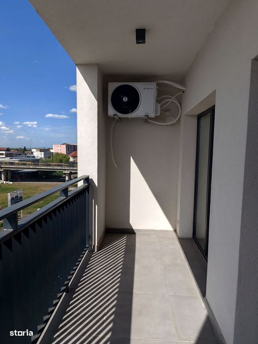 Chirie apartament nou, 2 camere, Smarald City, str. Botizului