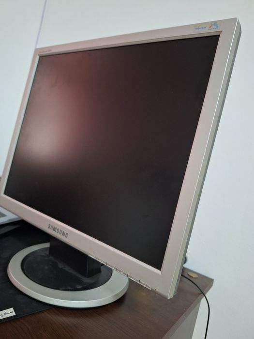 Monitor Samsung SyncMaster 950 n