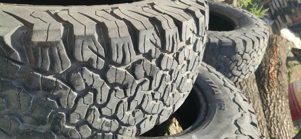 BFGoodrich All-Terrain T/A — 265/70 R16