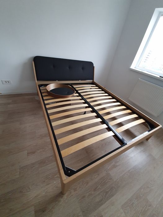 Pat din lemn 160x200