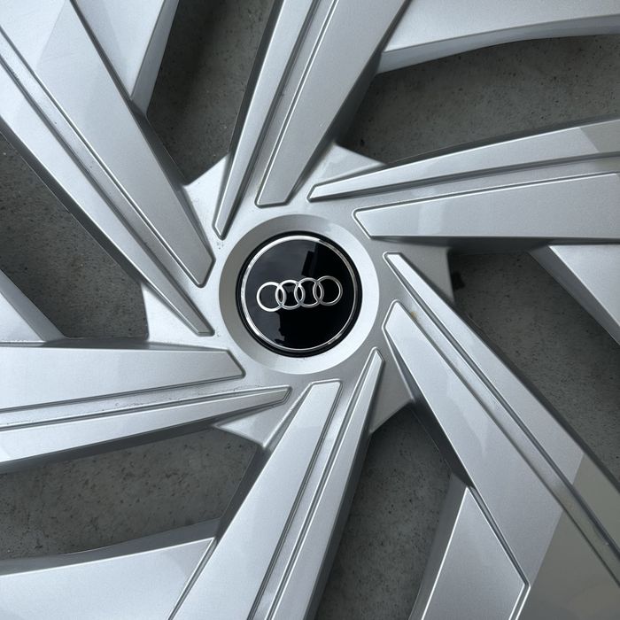 Capac roata Audi Q3 pe 17