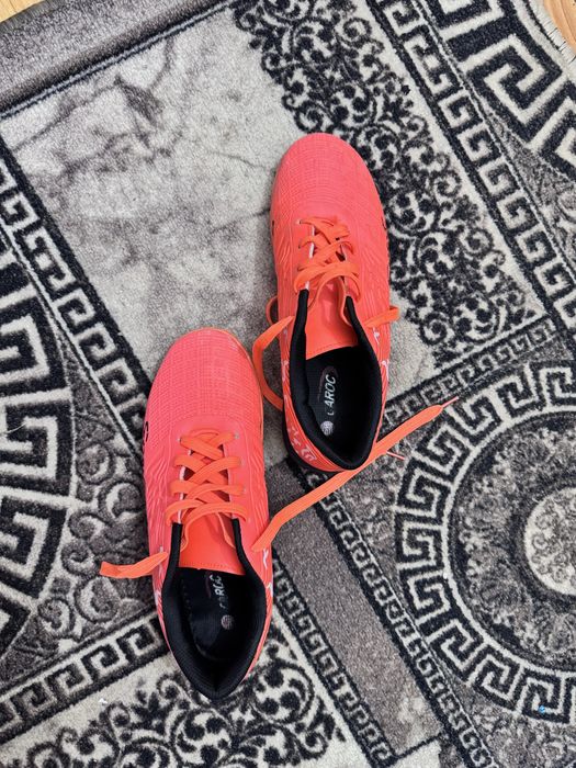 Футбольный бутсы