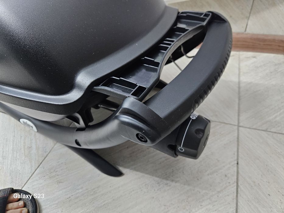 Газовый гриль Weber q2200