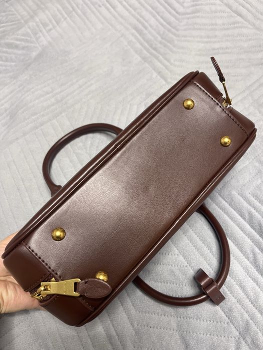 Сумка цвета шоколад, кожа