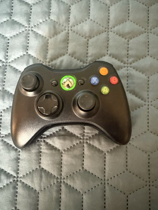Xbox 360 slim(перфектен)
