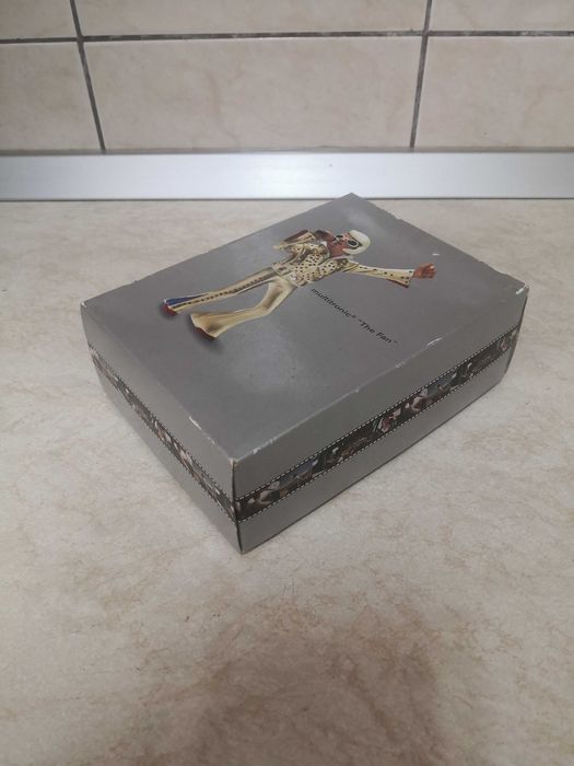 Figurina originala Elvis multitronic "The Fan"