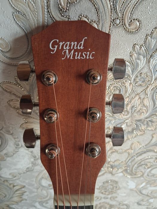 Акустик гитара GRAND MUSIC  Модел: 4010  новый