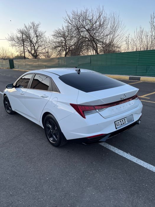 Hyundai elanyra elegance