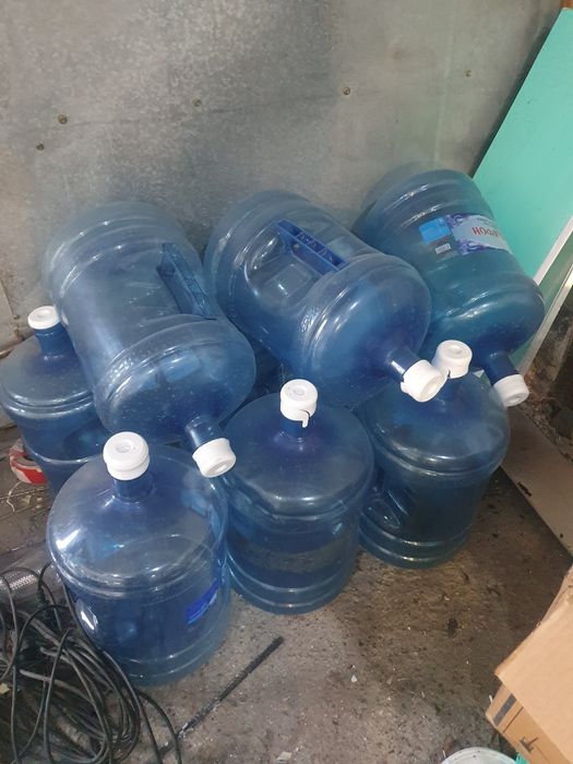 Продам 19л бутулка наличи 10шт