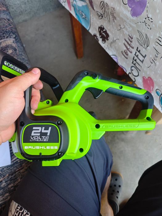 Цепная пила Greenworks