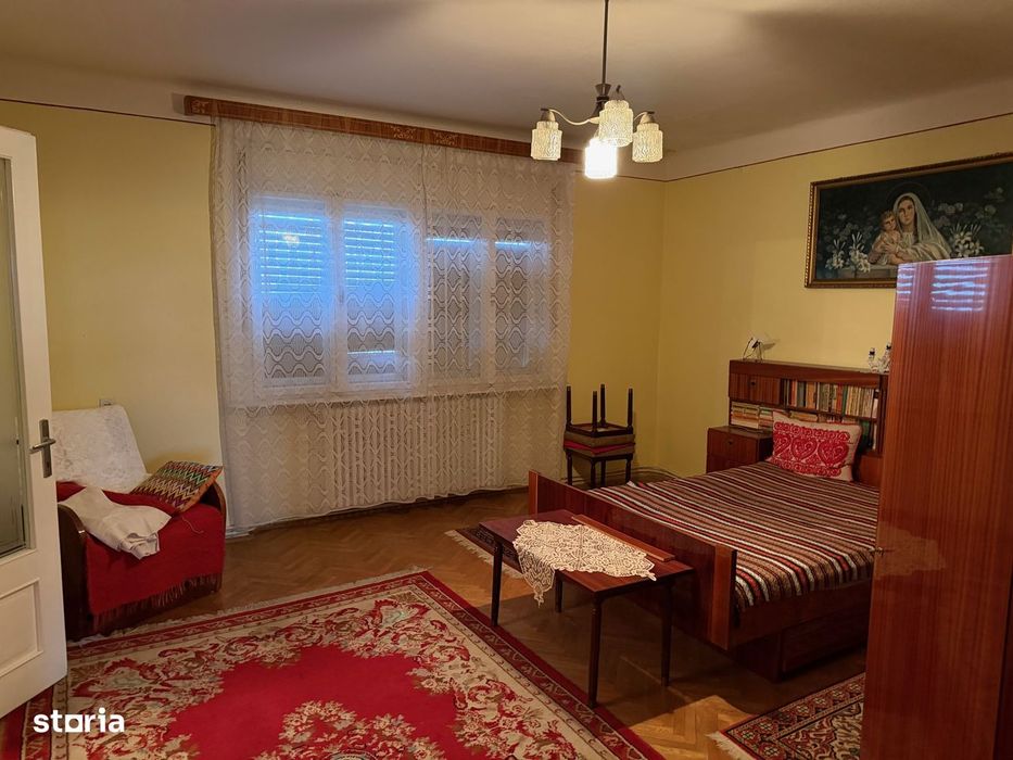 Apartament 3 camere, balcon și garaj Str Wolfenbuttel