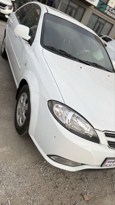 Chevrolet gentra sotiladi