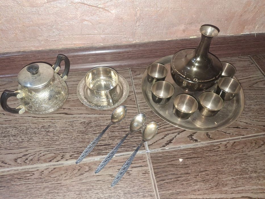 Продам посуду совецкую