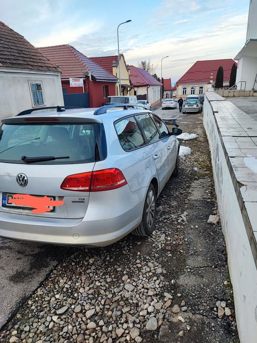 Vând passat b7 break