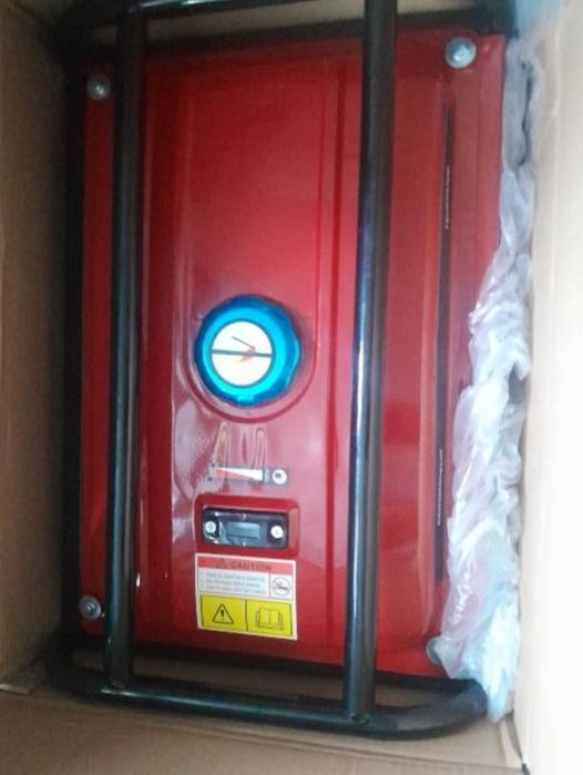 Бензиновый генератор