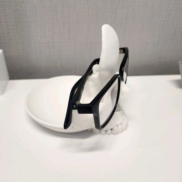 Поставка за очила и ключове – Череп "Skull Bowl" (3D принт)