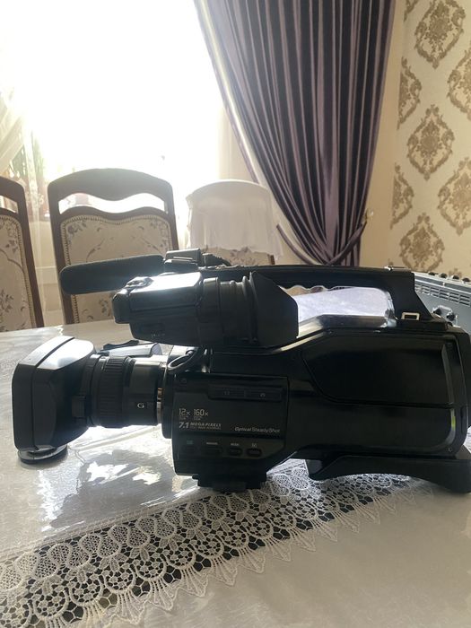Видеокамера Sony HD 1500