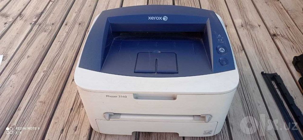Printer sotiladi Xerox Phaser 3140