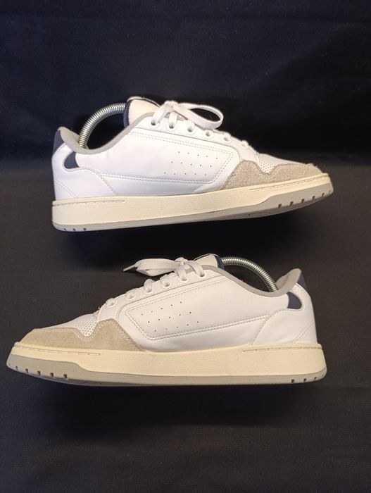 Маратонки Adidas originals