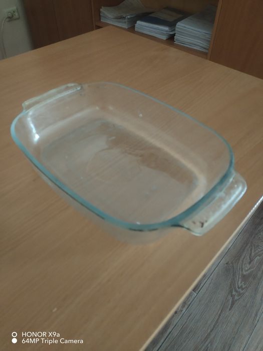 Формы стеклянные для выпекания.