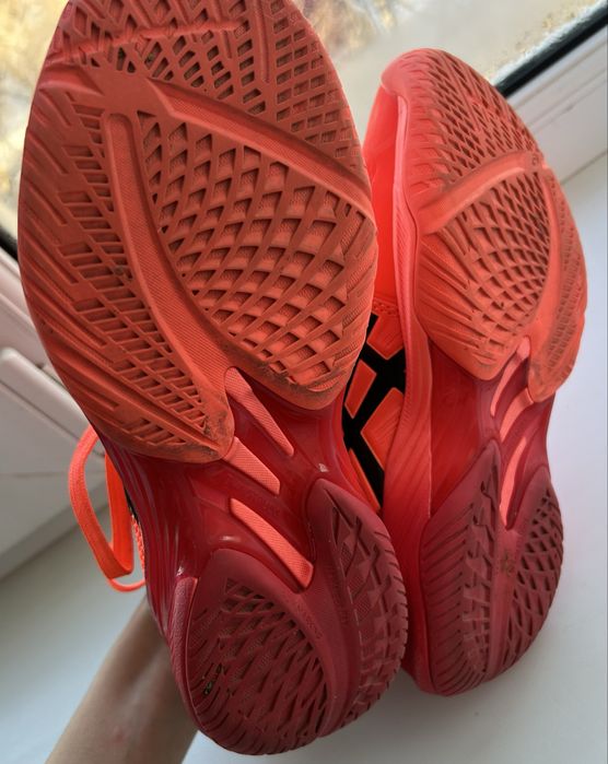 кроссовки асиксы токио