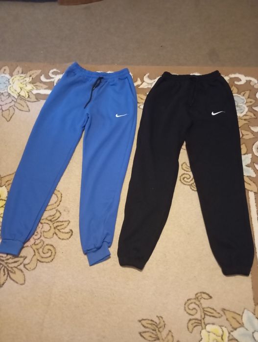 Trening Nike mărimea S,M,LXL