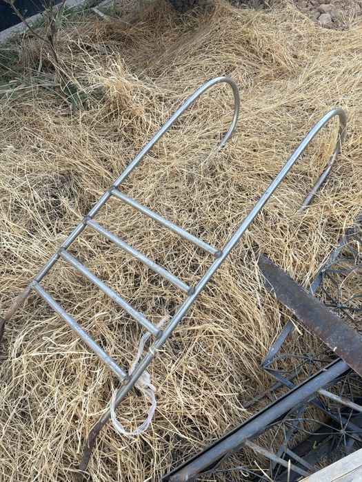 лестница для бассейна б/у