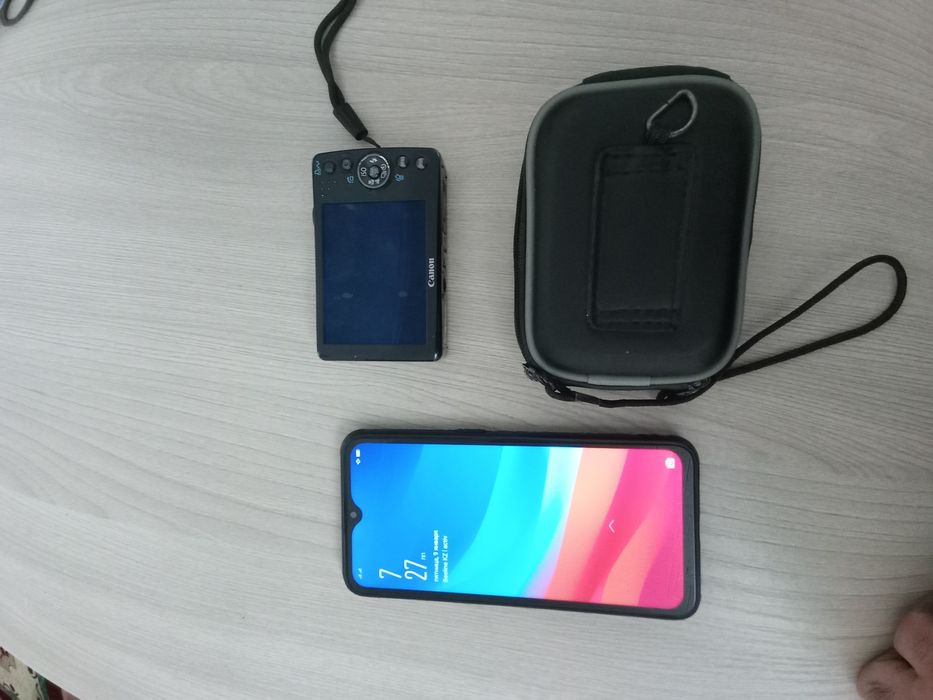 Отличный! OPPO A5s. И ZTE Blade A 35