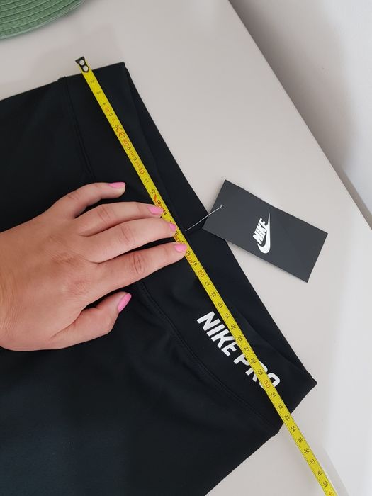 Nike pantaloni scurti nefolositi