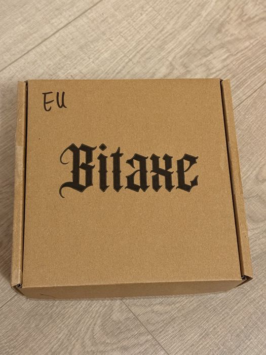 Vand Bitcoin Lottery miner Bitaxe 1.2T - nu Antminer Bitmain Asic BTC