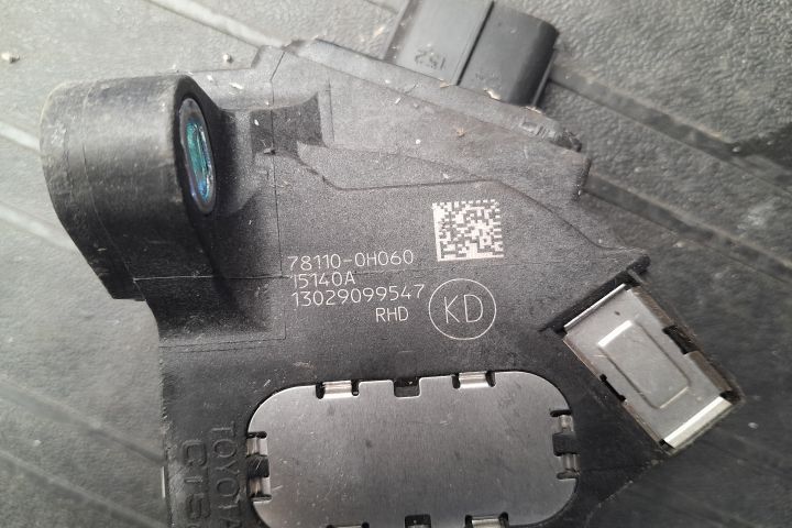Pedala acceleratie 781100H060 78110-0H060 781100H060 Toyota Aygo a 2-