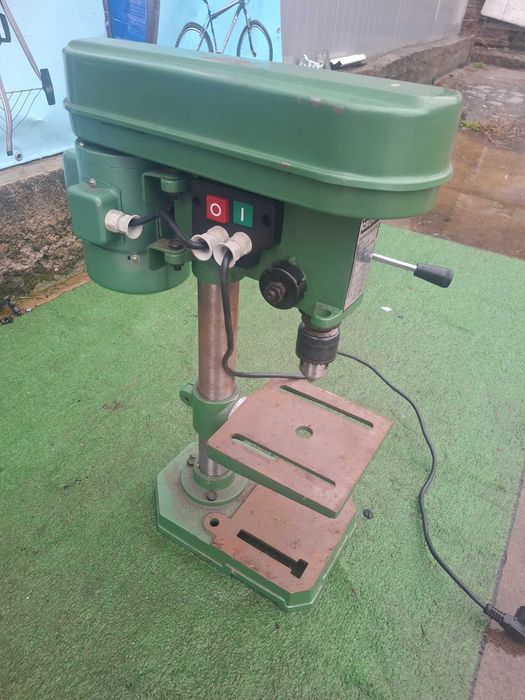 Настолна бормашина