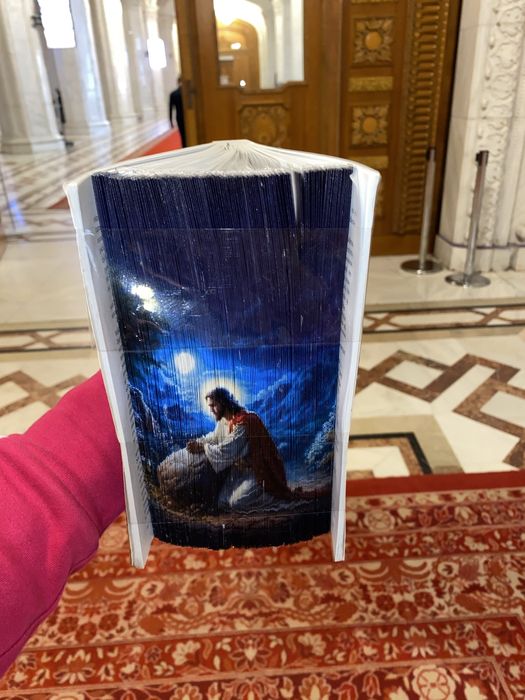 Cărți facute manual