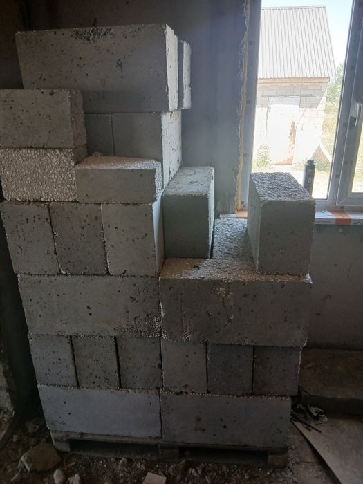 Продам полестеролблок