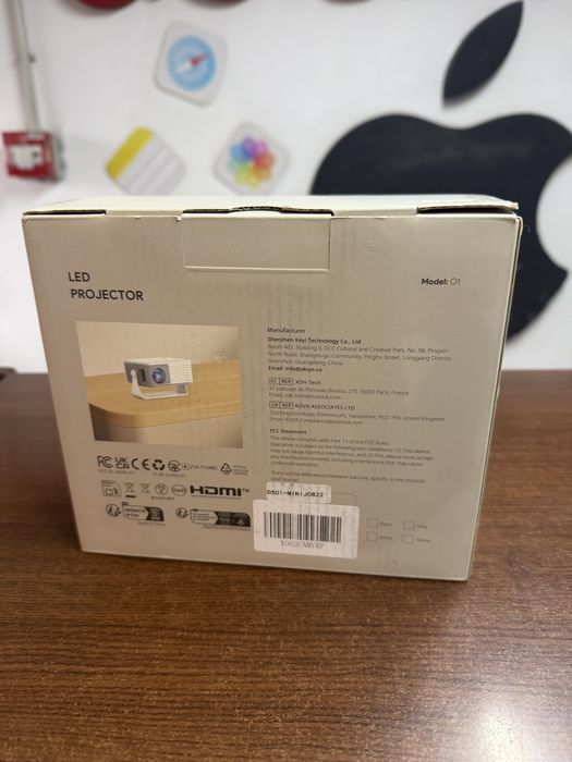 Vand AKIYO Led Projector Model O1 Nou