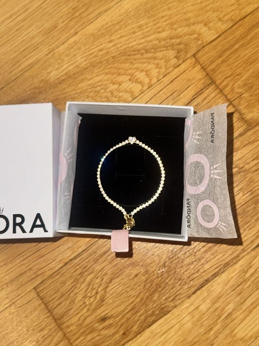 Сребърна гривна от PANDORA
