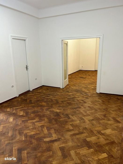 Apartament de vanzare 3 camere RISC 1