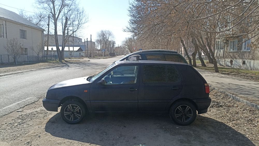 Фольксваген гольф 1.6 моно