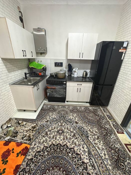 Parkent tumani Nilufarda uy sotiladi