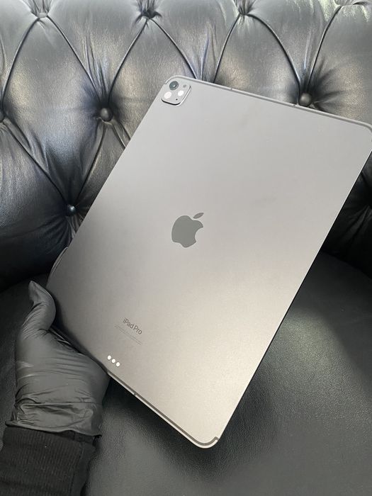 iPad Pro 13-Inch,  (M4) Wi-Fi + Cellular eSIM/ 256 GB / Space Black / Cod produs: 3022