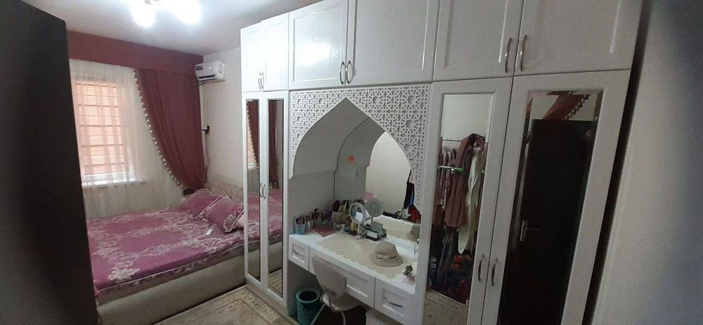 Uy sotiladi obod makon