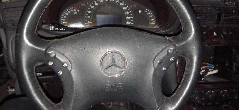 Mercedes W203 1.8 compresso 143k.cНа Части