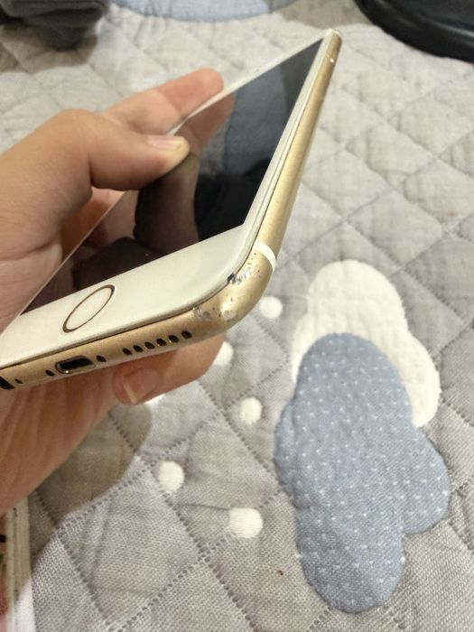 Айфон 6с 64гб нормальное состояние, без каробки, шнур в подарок