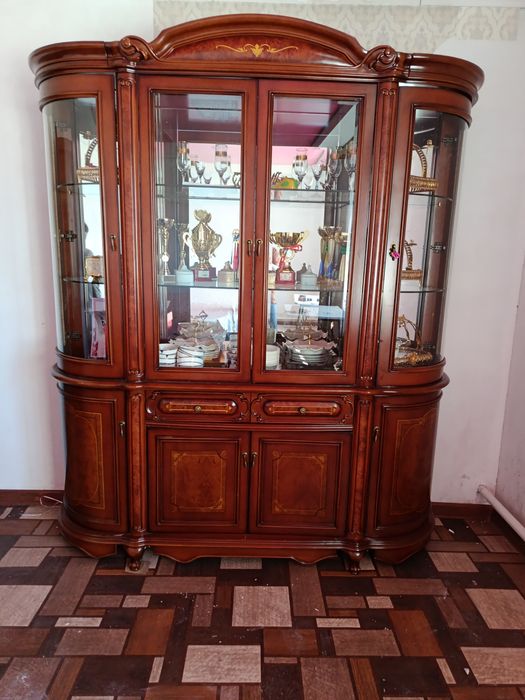 Сервант производство Малайзия