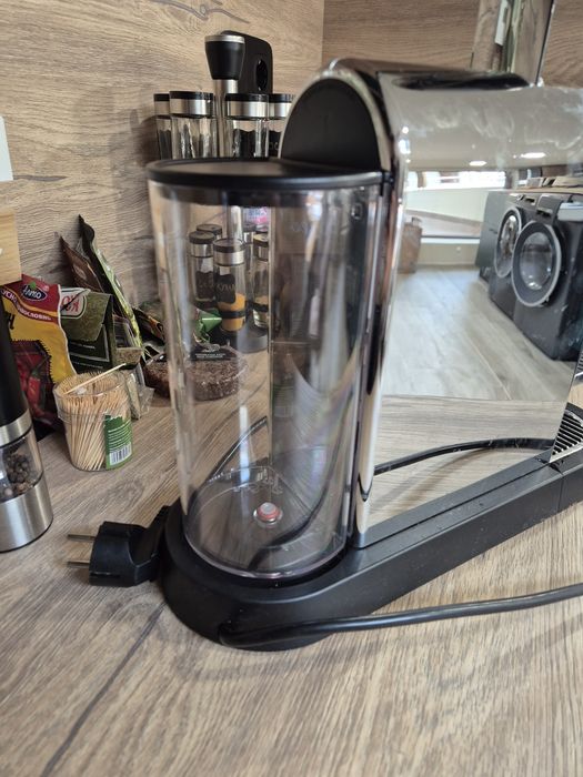 Кафе машина Nespresso D113