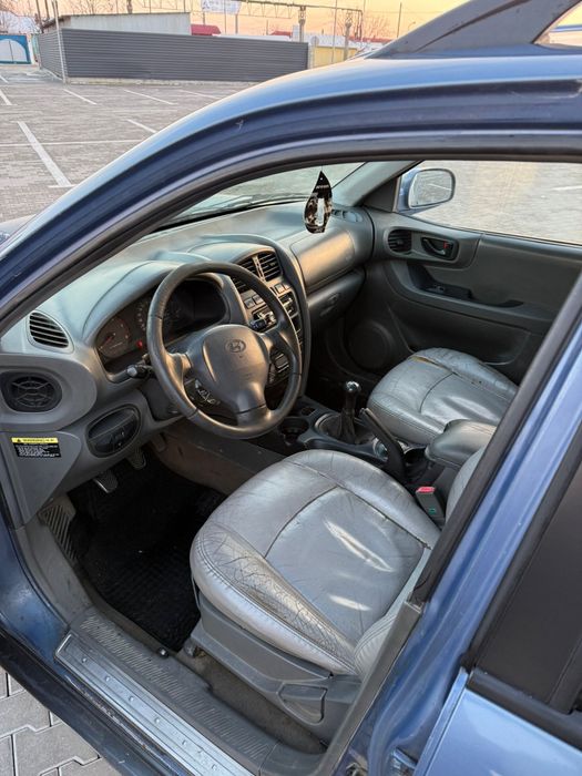 Vând Hyundai Santa Fe