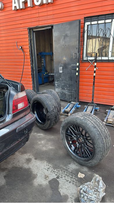 Продам диски с резиной bmw е39 65 стиль