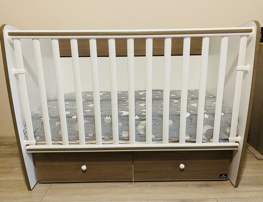 Детска кошара Lorelli с люлеещ механизъм